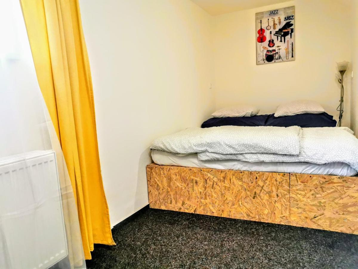 Appartement Ubytovani V Podhoubi à Broumov Extérieur photo